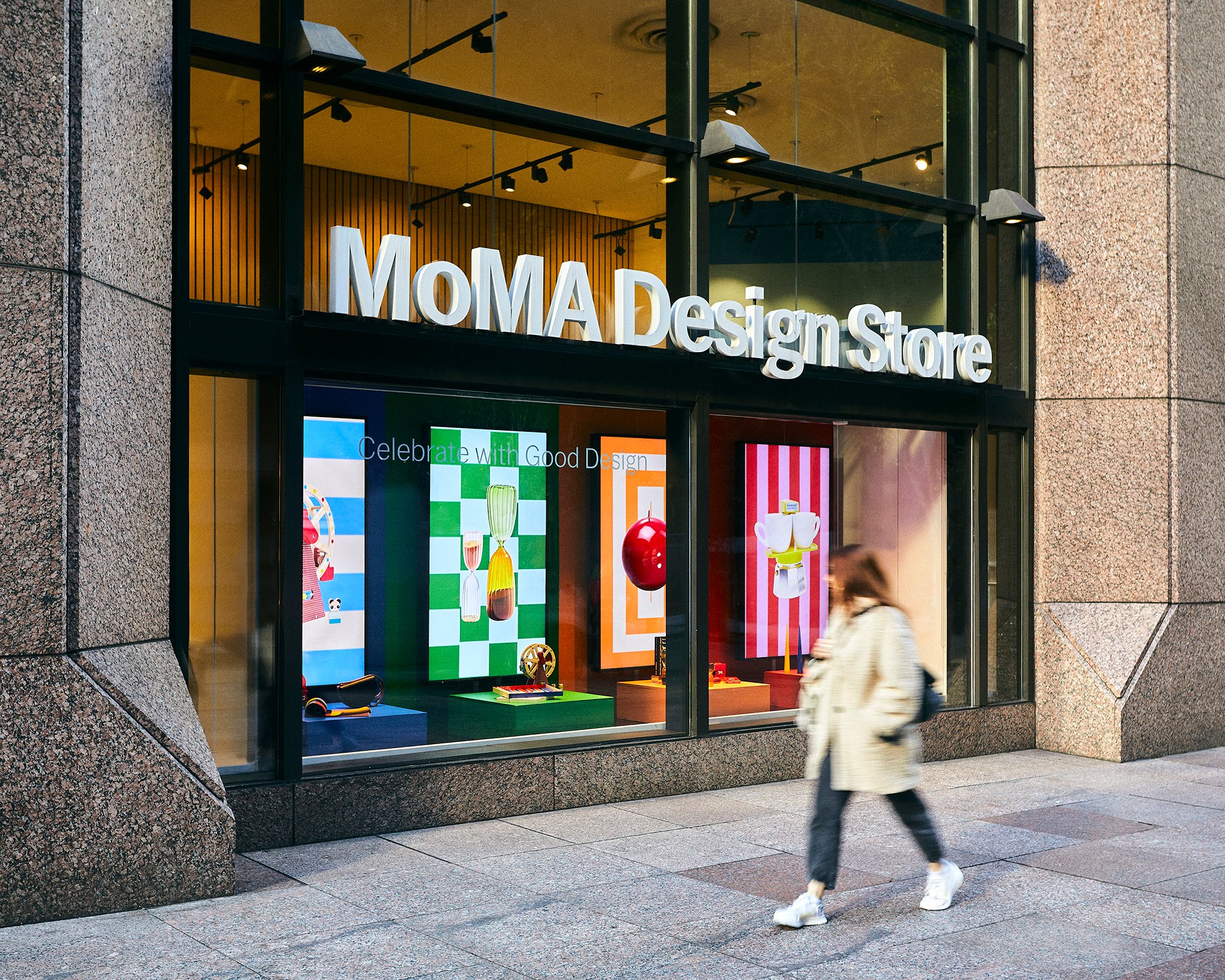 eftermiddag Diktat Følsom MoMA The Museum of Modern Art on Twitter: "Our holiday shop is open at MoMA  Design Store! Discover hundreds of designs online and in-store, from artist  holiday cards in celebration of our