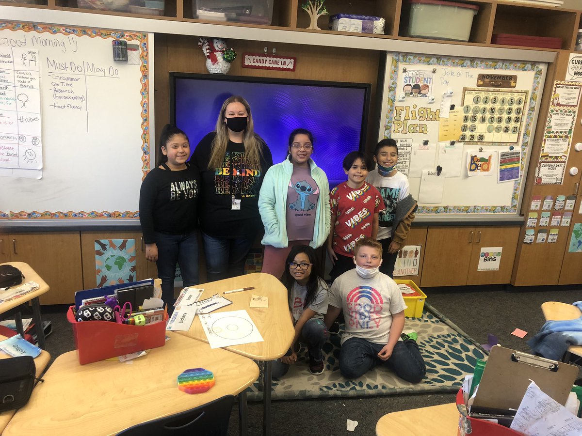 Mrs_Kraus_Class's tweet photo. We wore some kind shirts today in honor of #kindnessday @CE_Castleberry #celions https://t.co/MUQpuJhQCS