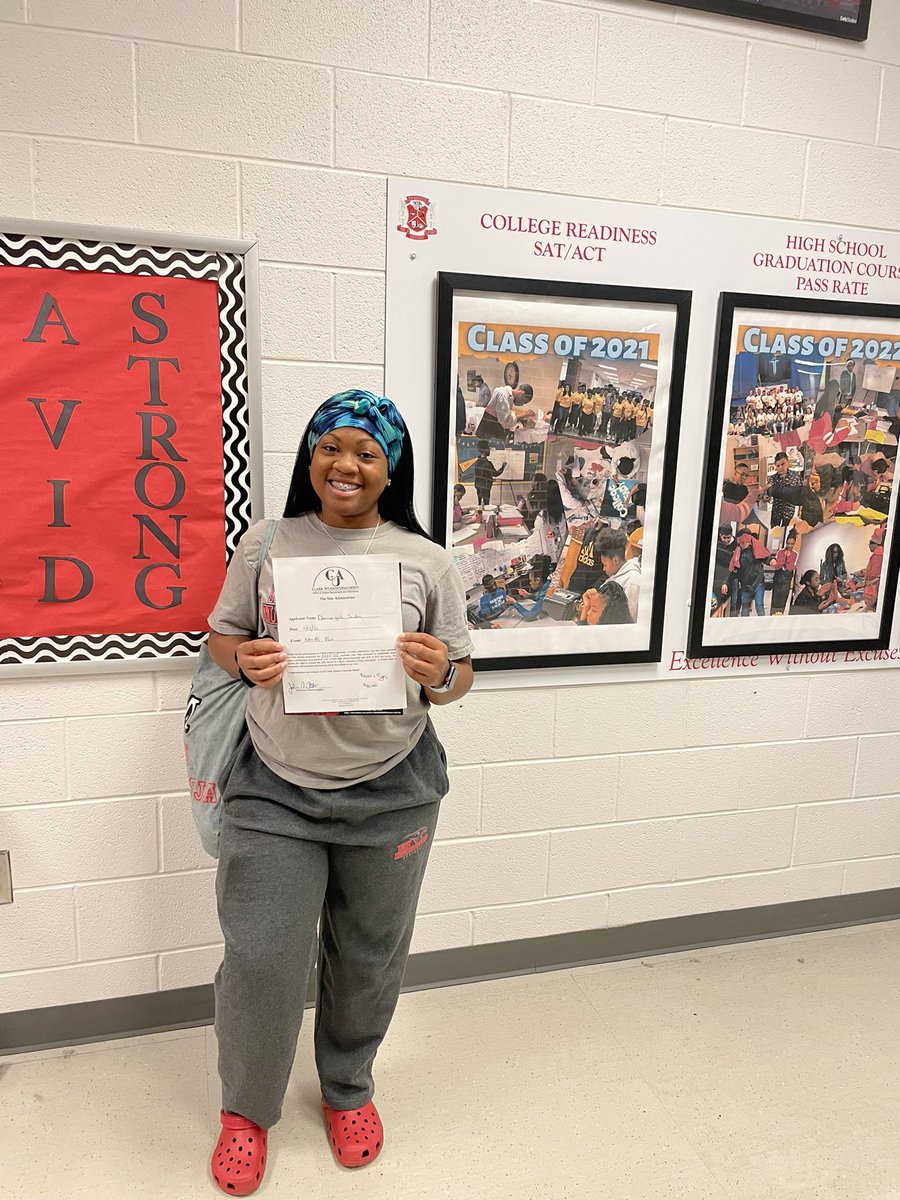 nmhsjaguarstrong tweet media