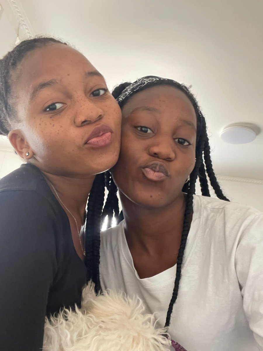 Isa_Wilmaa's tweet photo. Meu amor @NaifeWilma , feliz aniversário 😭❤️❤️❤️ https://t.co/wBb2Ba05f7