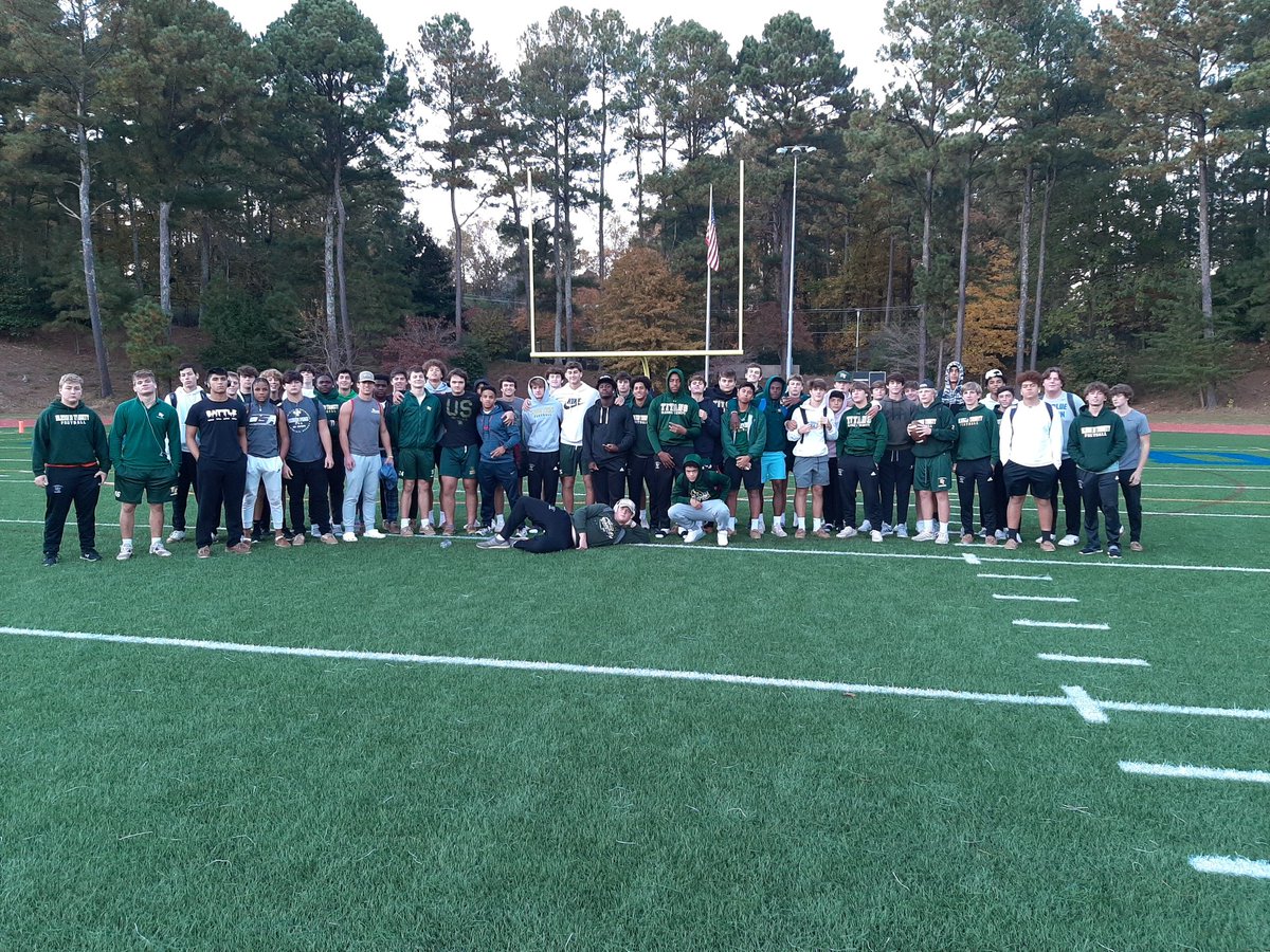 BT Football: Let the Playoffs begin. We are at Hallford Stadium, Round 1 vs. Southwest DeKalb. Let's Go Titans!!!!!! <a href="/DeldrickJr/">Deldrick Franklin Jr.</a> <a href="/ryan_scott72/">Ryan Scott</a> <a href="/MavrickTorrico/">Mavrick Torrico</a> <a href="/EvanD1ckens/">Evan Dickens</a> <a href="/justicehaynes6/">Justice Haynes</a> <a href="/jcfrench_/">JC French</a> <a href="/BigSkye1213/">Big Skye</a> @cweaver35