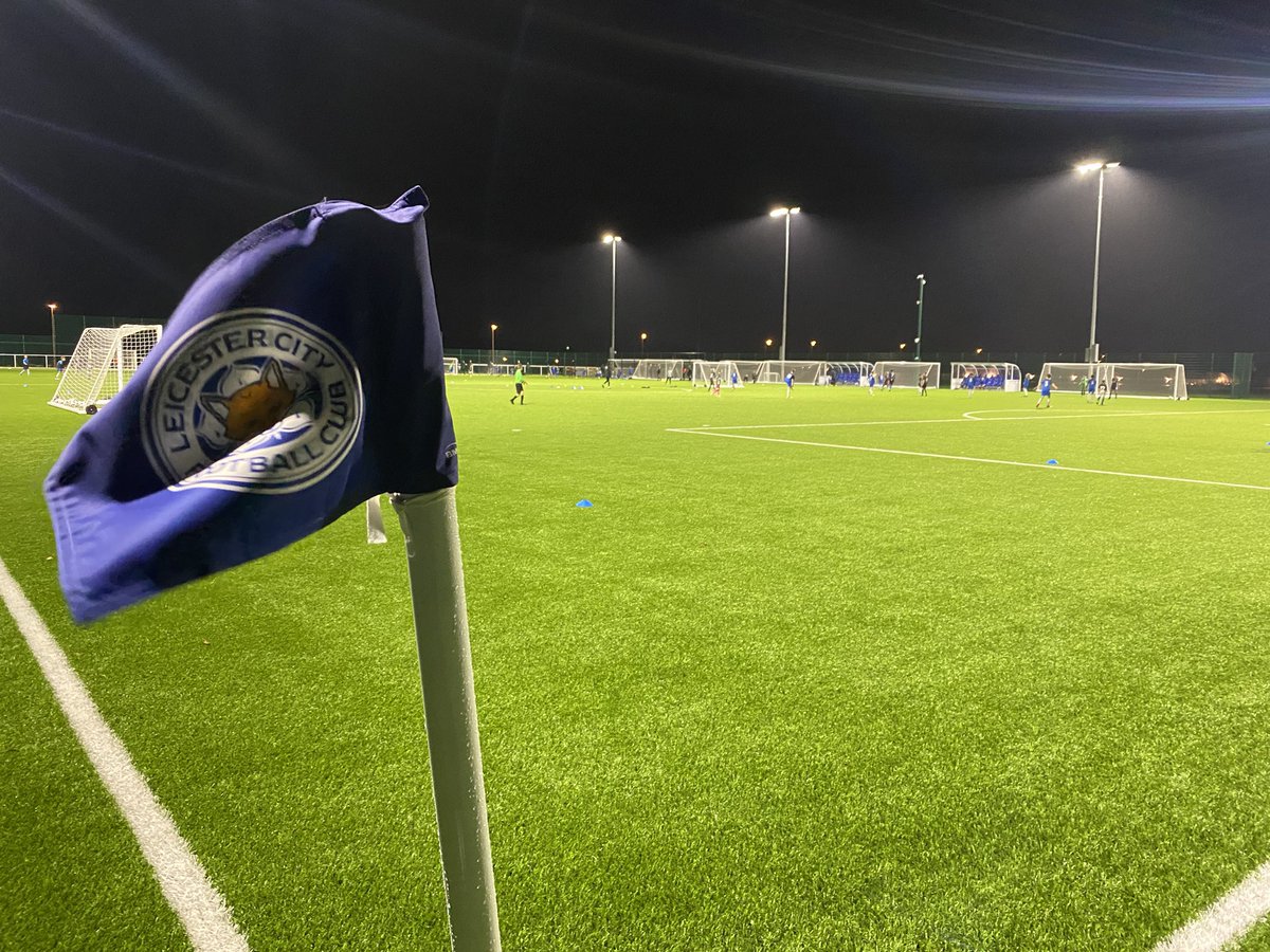 SolihullAcadFC's tweet photo. Another great experience for @jpluk u9, 10, 12 @ 13’s tonight and the truly ‘AMAZING’ @LCFC Training Facility …. we have been to many pro facilities but this is something special !!

Huge thanks to everyone at @LCFC for their kind invitation 🙌⚽️🙌

#solihullacademyfc 
#LCFC https://t.co/E0xy5fpIhU