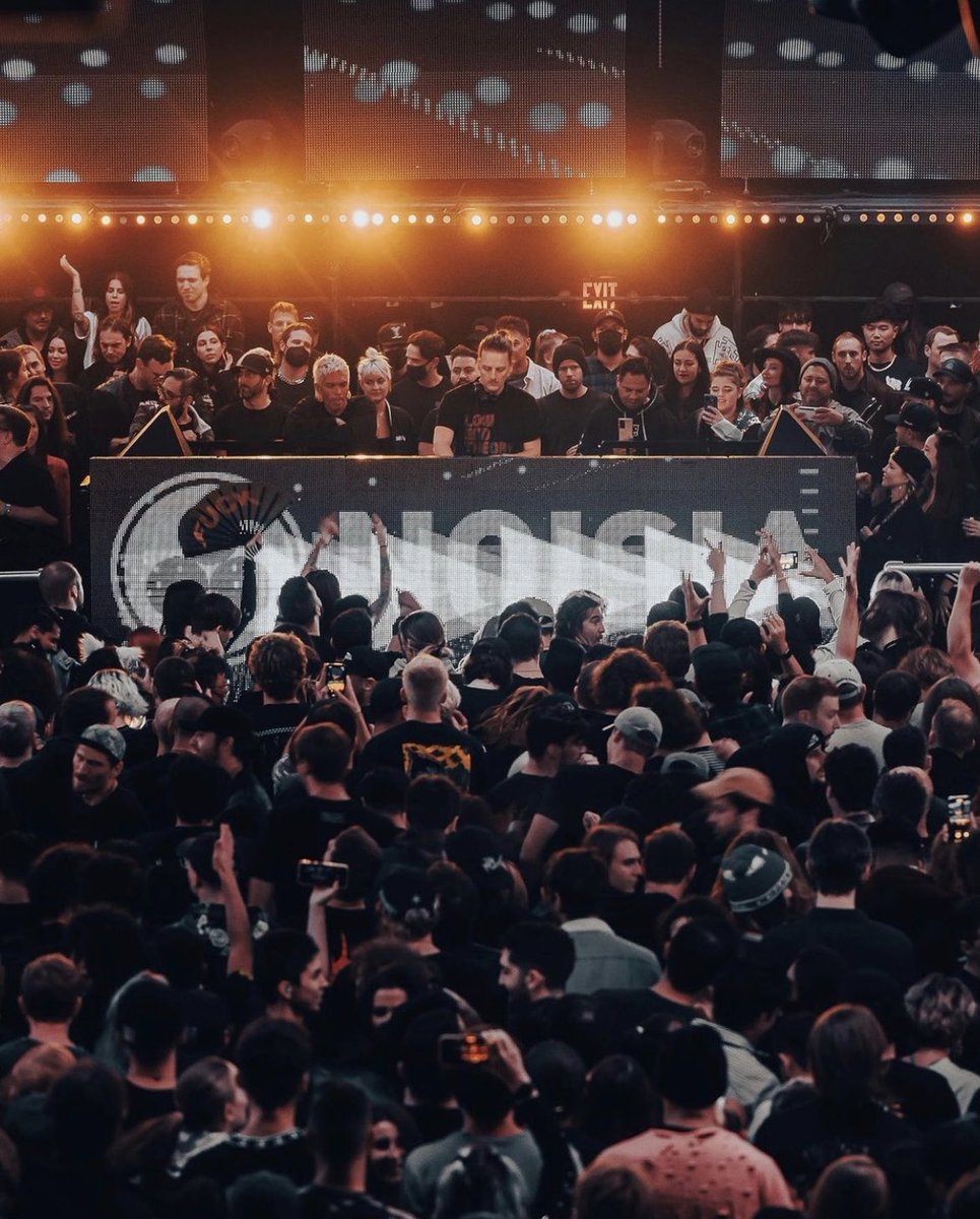 it’s a renaissance painting.