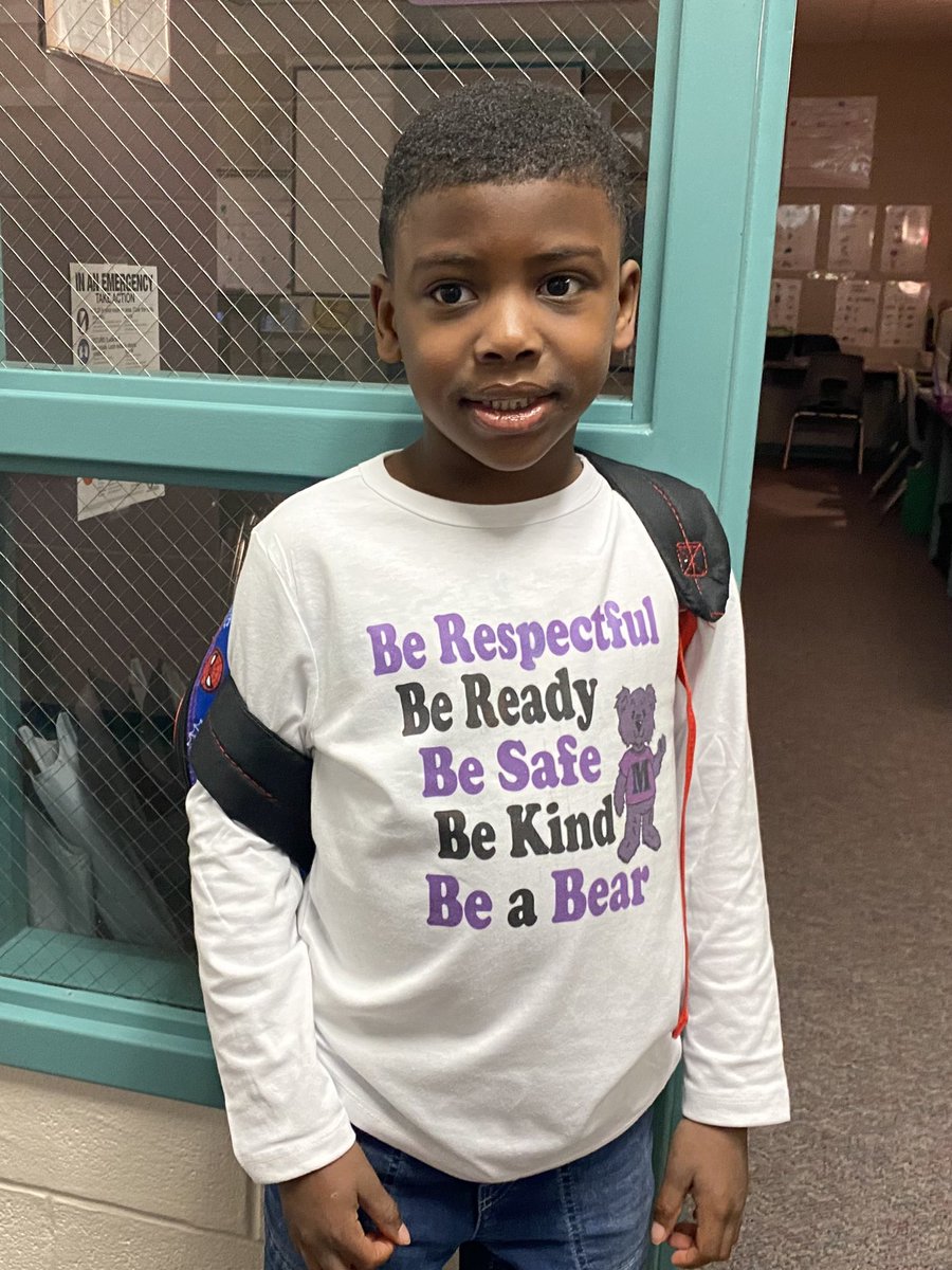 Found some!! #WorldKindnessDay #NoPlaceForHate <a href="/HumbleISD_MBE/">Maplebrook Elem</a>  #mbeisfamily #mbebears2021