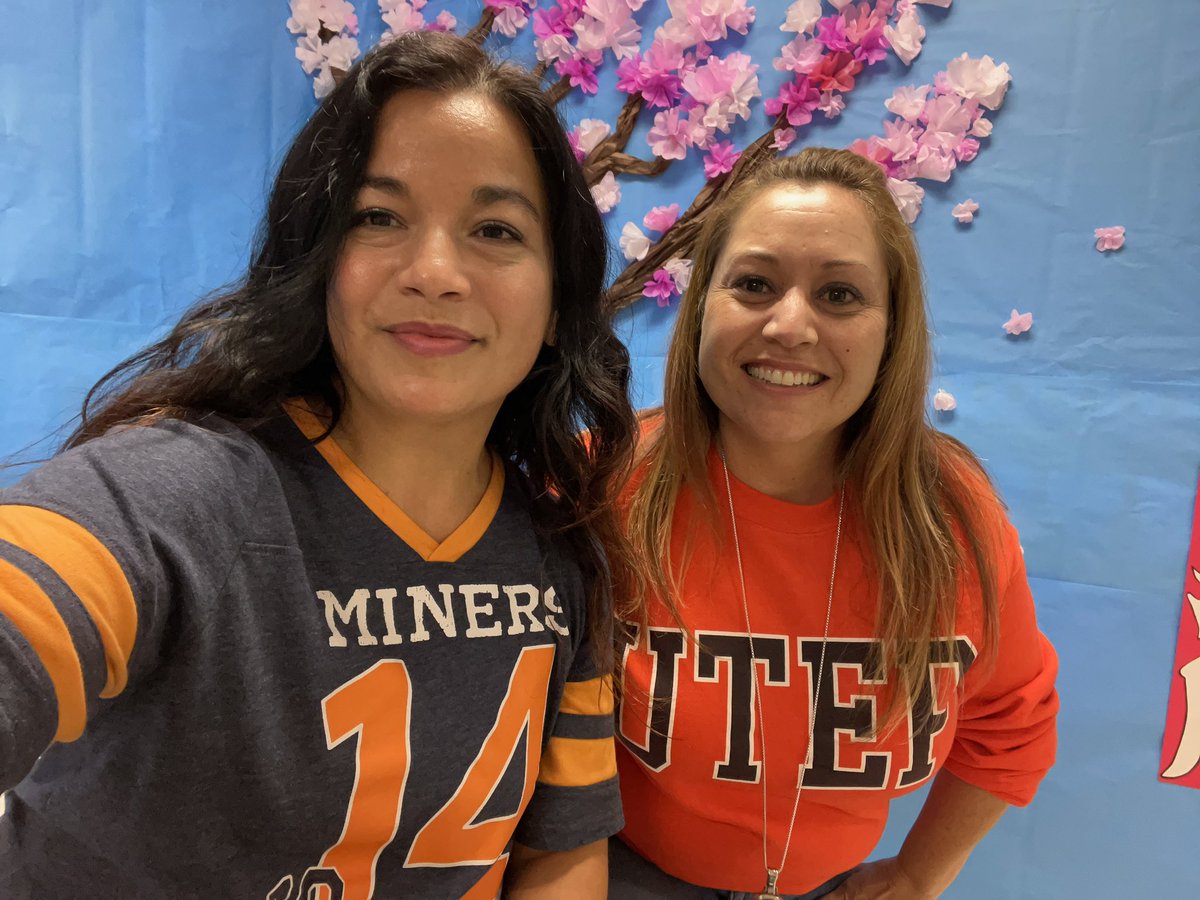 ivonnecadena1's tweet photo. College Friday @PetersColonyES #lisdstrive  @UTEP https://t.co/XF1mR1y2PL