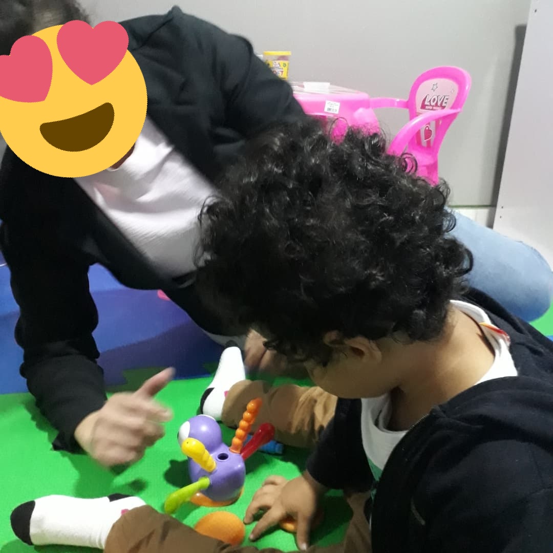 Esse é o meu amor que iniciou as terapias hj.
À todos que nos ajudam, seja com R$1 minha eterna gratidão.
Eu não tenho condições de arcar com tudo, uma vez que o leite de aminoácidos ainda é a minha maior despesa.
Tá vendo <a href="/pmsjmoficial/">Prefeitura Municipal de São João de Meriti</a> ?
Vcs estão dificultando essa vidinha +