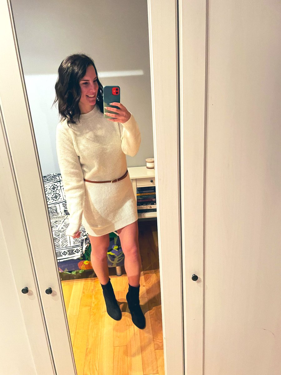 mmcauti's tweet photo. Tis’ the season for sweater dresses https://t.co/CM5APnuunv