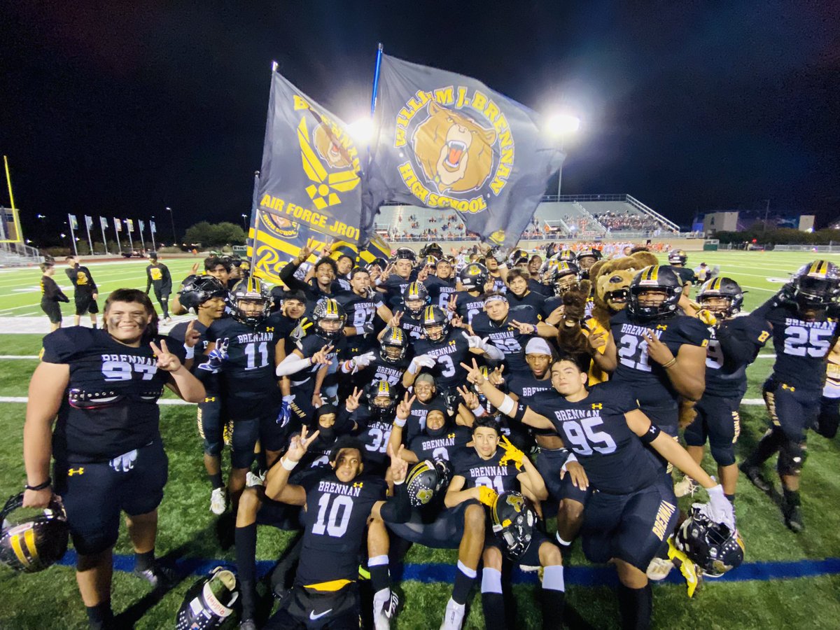 Brennan_AT's tweet photo. 29-6A DISTRICT CHAMPS✅
Bi-DISTRICT CHAMPS✅
UNDEFEATED✅

11-0 

#BeatEverybody #OntoRoundTwo https://t.co/k1SZprKuQ5