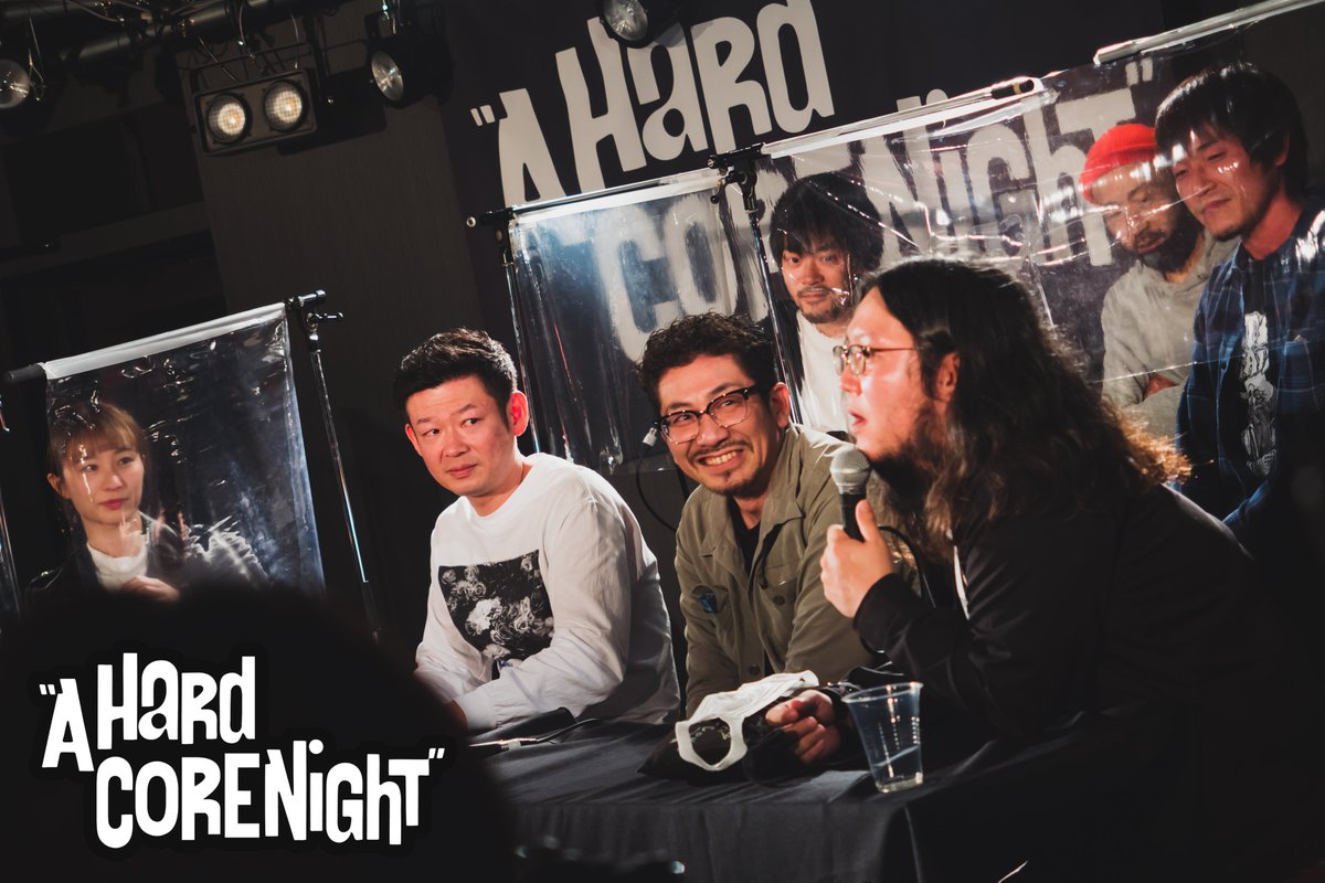 AHARDCORENIGHT1's tweet photo. どんどん土曜日ハードコア♪
今日は、カッコイイバンド
UspanD/KLAXIONの楽しい話がいっぱい。
Enjoy♪
#ハードコアナイト #CROSSFM #hardcorepunk
#肉食パルチザン #GOGGLES #夏鈴 #uspand #klaxion #弁天図 #福岡 https://t.co/gWH3u11Yse