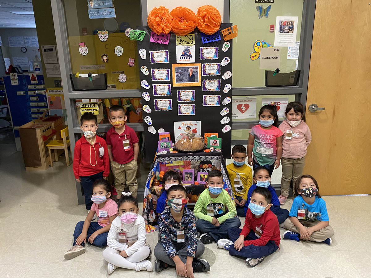 angelical7's tweet photo. Late post but better late than never: YPK Burbujitas Día de los Muertos altar and learning about cultural traditions #prek https://t.co/1aug75F5Yl