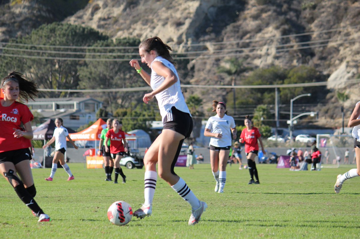 StingECNL's tweet image. 📸 action shots day 1 @TheECNL @ECNLgirls @StingSoccerClub #ECNLSD