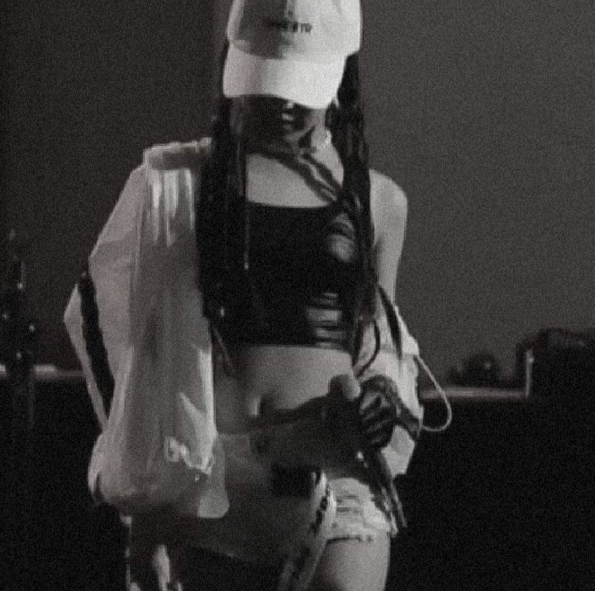 0312FEED's tweet photo. ezaki hikaru, the coolest person. https://t.co/DI3khZOr26