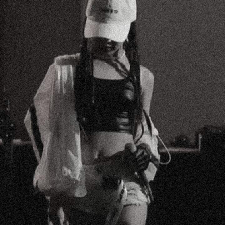 0312FEED's tweet photo. ezaki hikaru, the coolest person. https://t.co/DI3khZOr26