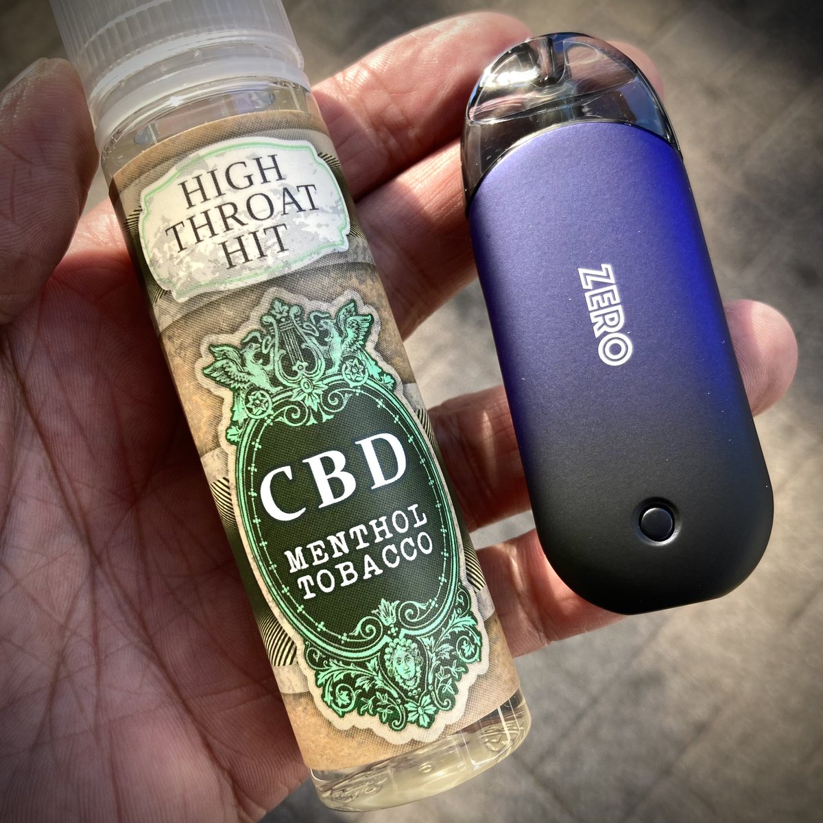 VapeTreasure2's tweet photo. 禁煙したい？
タバコを辞めたい？
まぁ 先ずは、ショップで相談だな！(▰╹◡╹▰)
#禁煙 #山梨 #甲府 https://t.co/gdeK3GL2wF