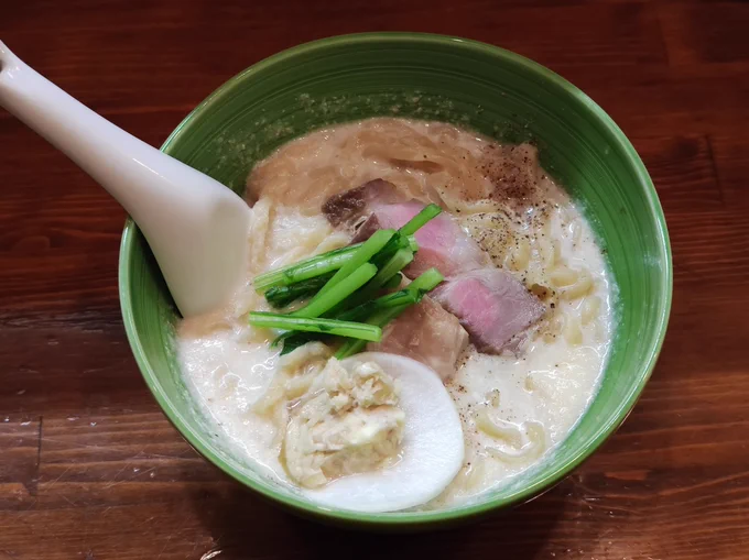 今回の季節ものは蕪のポタージュのようやさしいお味…

うめえ…うめえっ 