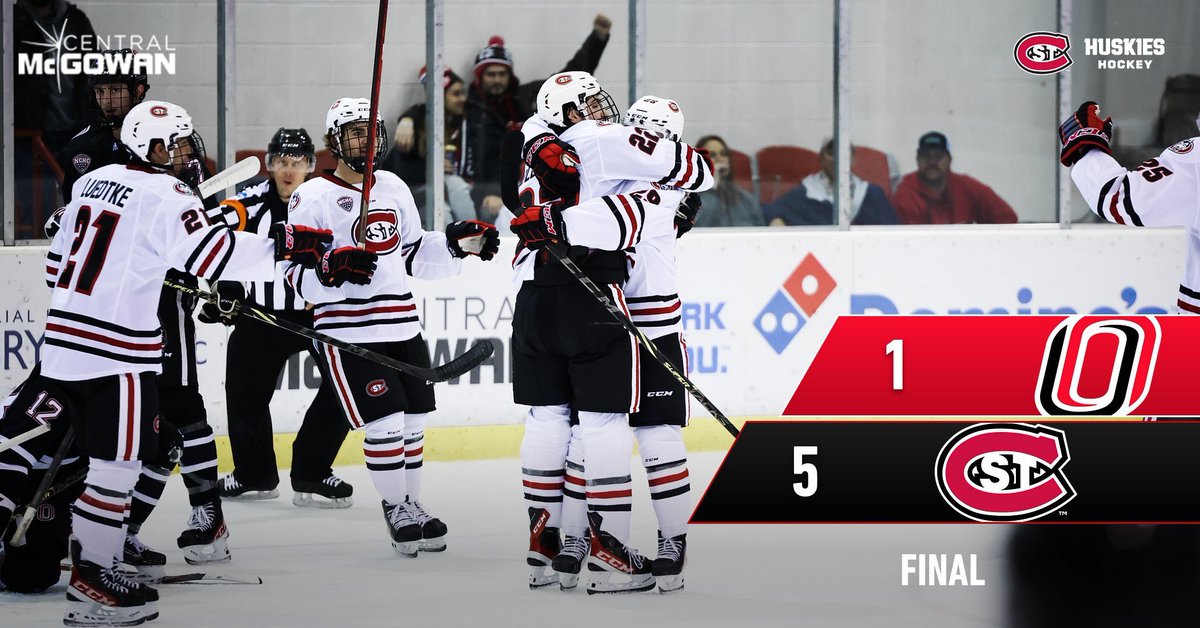 SCSUHuskies_MH's tweet image. FINAL 

Game 1️⃣ goes to the #Huskies! 👊

#GoHuskies | #HuskyHockey 🏒