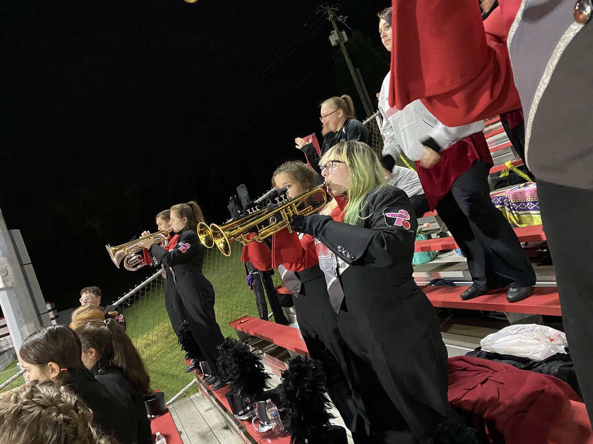 EF_BandBoosters's tweet photo. And another great football Friday at Warrior Stadium!! #efhs #elizabethforward @EFWarriorMusic @EfhsDrumline https://t.co/pMBfDDaEkc