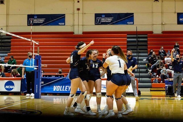 GallaudetU's tweet photo. A few favorites from the @GallaudetBison women’s NCAA DIII volleyball tournament game earlier today! We did a photo dump on https://t.co/BGkpVNXxkp; check it out! https://t.co/rfnEix7f1B