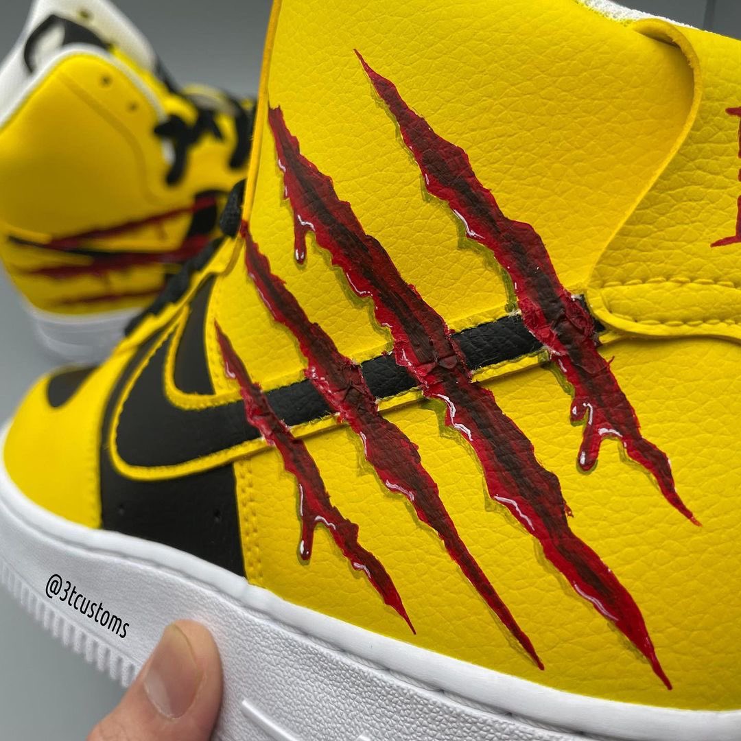 custommysneaker tweet picture