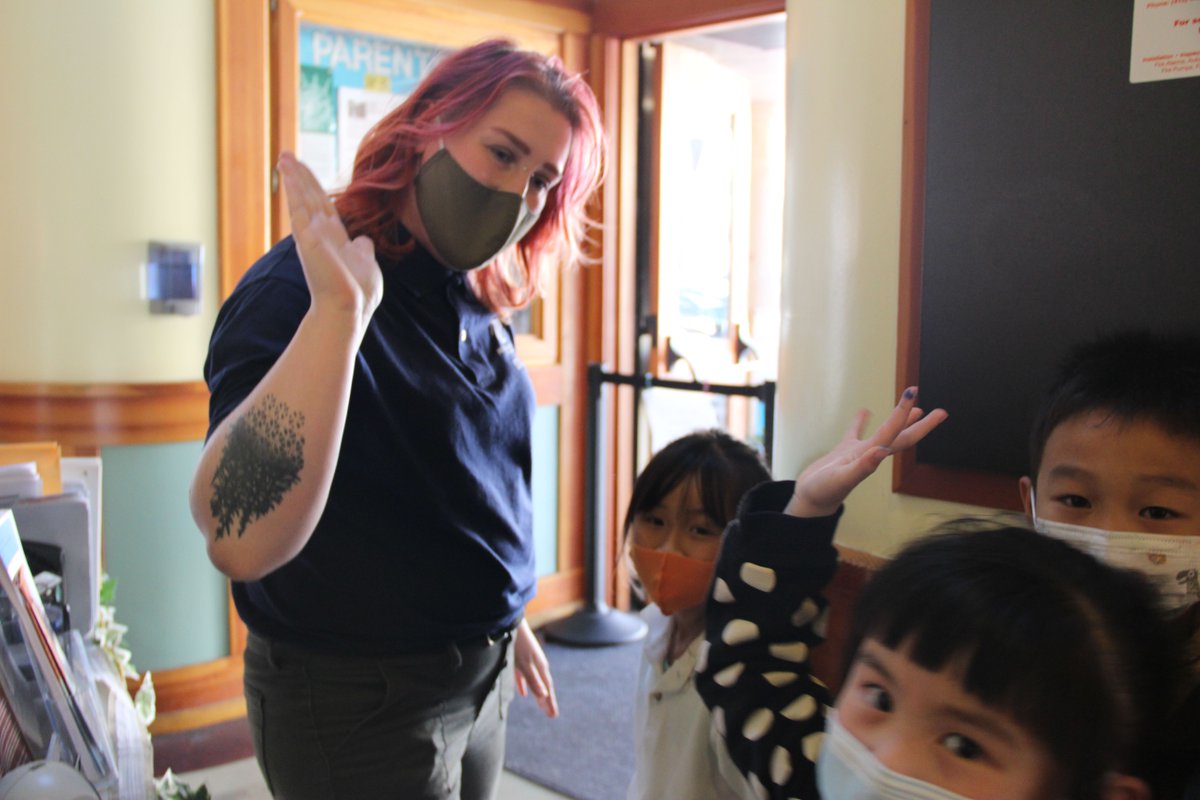 BGCSF's tweet photo. This #FunFriday, we stopped by our Visitacion Valley Clubhouse. Swipe through to see members engaged in tutoring and outdoor activities! #BGCSF https://t.co/5SQPshkl8Y