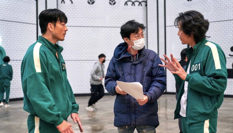 SquidGame_'s tweet photo. Behind The Scenes! 🦑🎮🎥 https://t.co/cAX8TQBUYR
