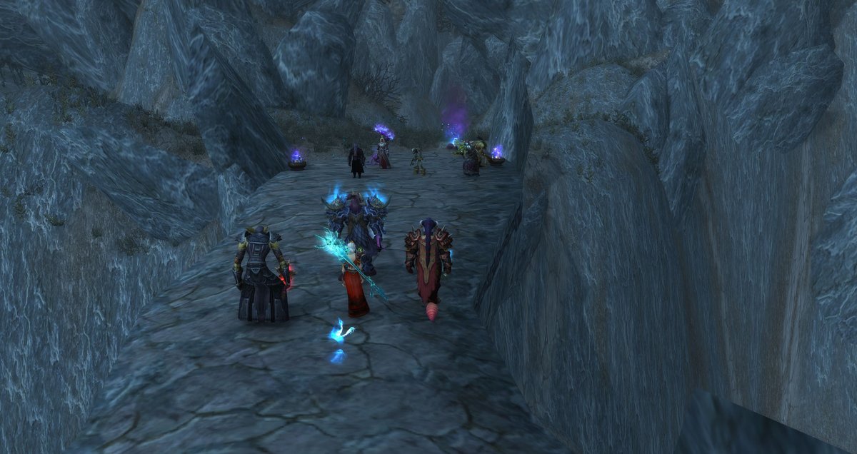 Forevertired5's tweet photo. The Ebon Onslaught find some cultists in Deadwind Pass, with new strains of unknown plagues and diseases, as the leader of the operation flees.

A clue is found. To the Eastern Plaguelands, we march!
@Warcraft @ArgentAlbum https://t.co/StrgkcteTB