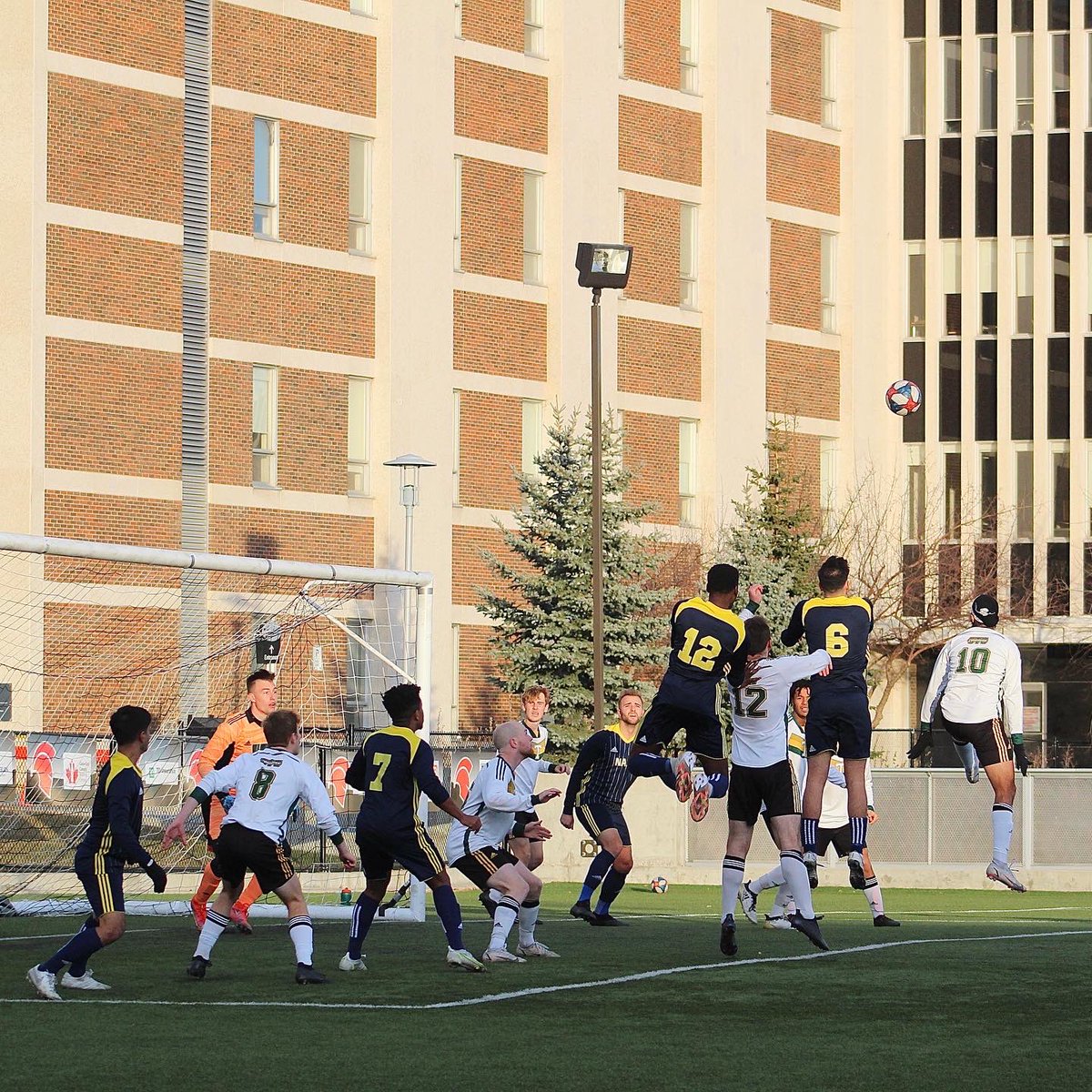 CCAAsportACSC's tweet photo. #CCAAmsc2021 

The number 7 was lucky for @naitooks as they beat the @TommiesSTU 7-3 to advance to Saturday’s bronze medal game - where they will meet @GoNomades.

Matthew Zima (NAIT) and Ben Davidge (St Thomas) were your @4imprintcanada Players of the Game. https://t.co/9kh4566rUC