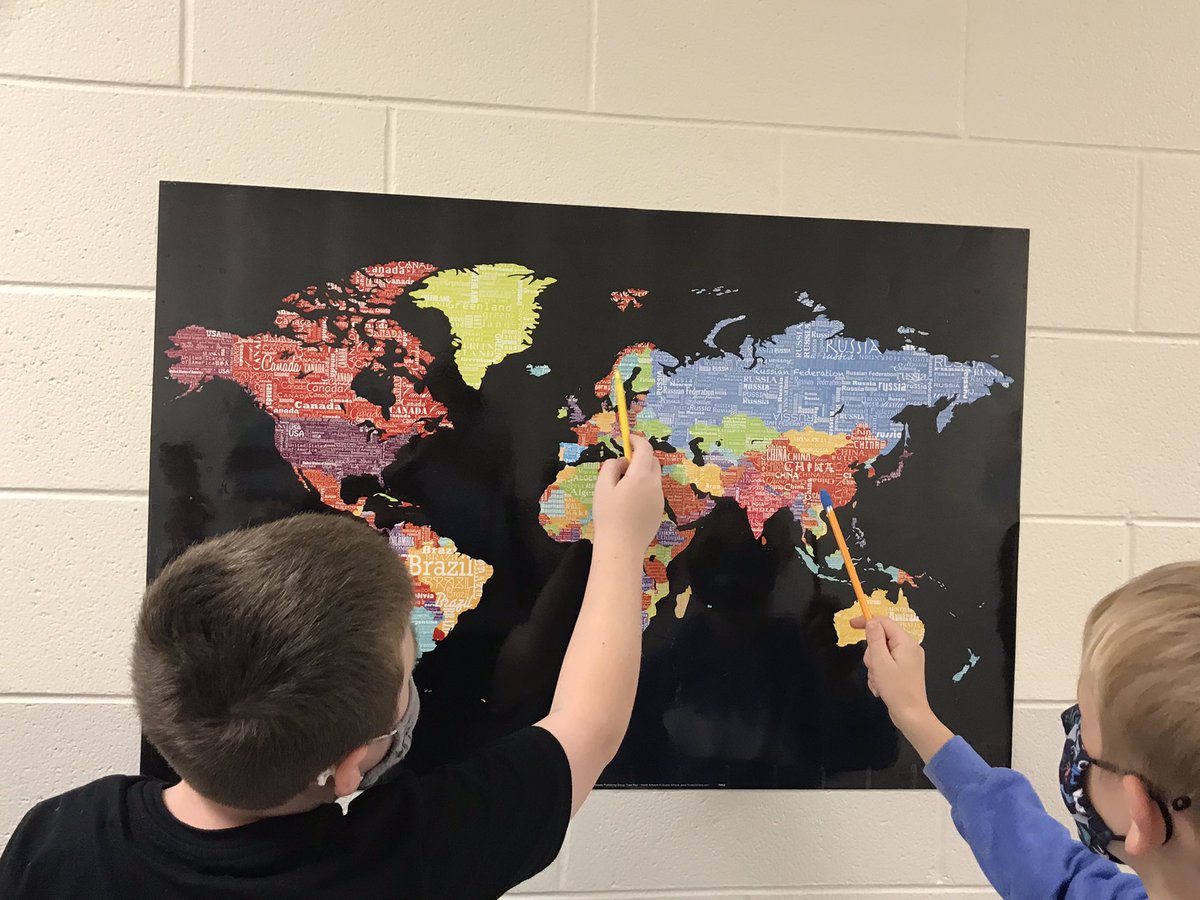TracySpain8's tweet photo. 3rd grade utilized their map skills to apply what they learned today! #theresnoplacelikespes #StrongerTogether2021 #springerstrong @TheParkSPESelem @HenricoHistory @HenricoSchools @Henrico_Steam https://t.co/o2Zv3JJBdM