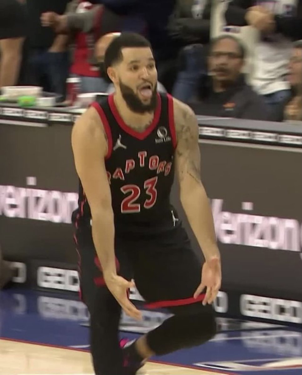TheHoopCentral's tweet photo. Report: Fred VanVleet was fined $15,000 for this gesture last night https://t.co/29skpzV7DQ
