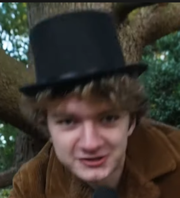 BritGamer_'s tweet photo. tommys just stole my entire brand.. great, next stream I'll wearing a red and white shirt and scream about my love for women https://t.co/r9Bp8WUJGH