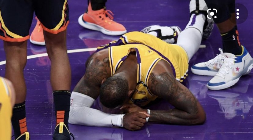 anthonystoltz23's tweet photo. @KingJames Musta had a sour patch kid before the game https://t.co/BX1ZgzJF2Z
