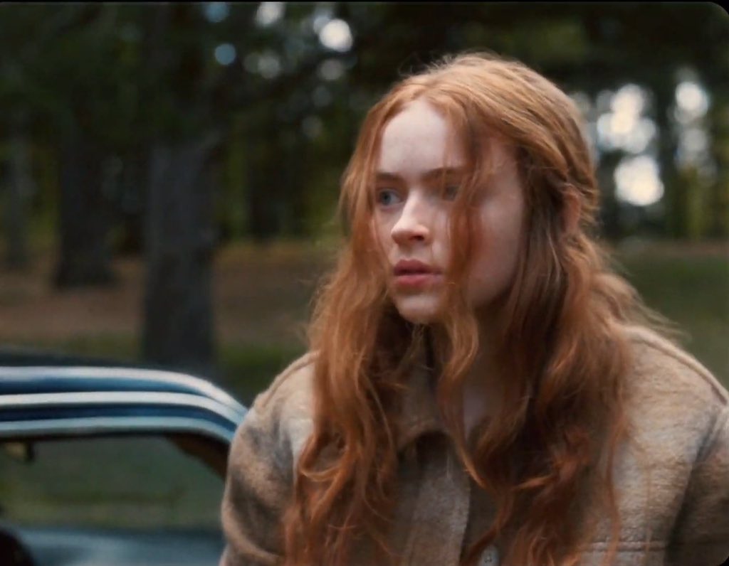 sadiethink's tweet photo. sadie sink in all too well short film (2021). https://t.co/n4vKjGJ9O0