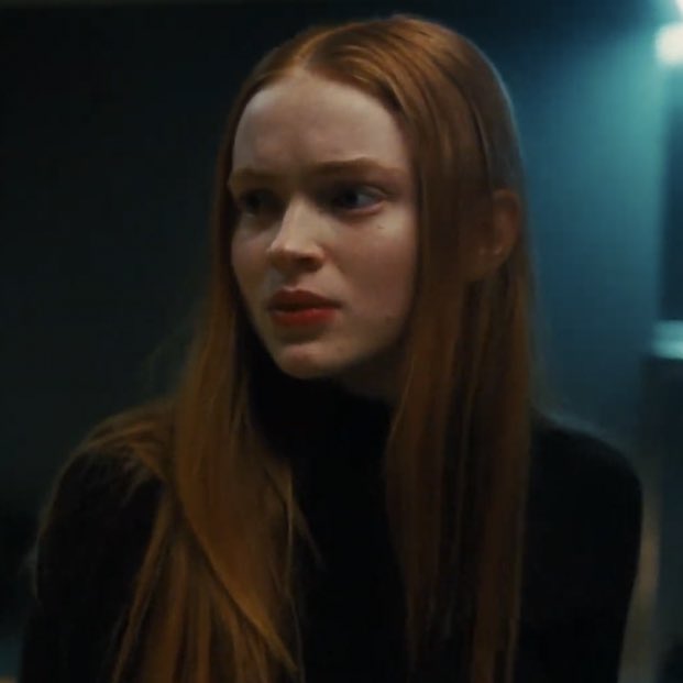 PopCrave's tweet photo. Sadie Sink and Taylor Swift in the #AllTooWell short film. https://t.co/aPeCq04jXV