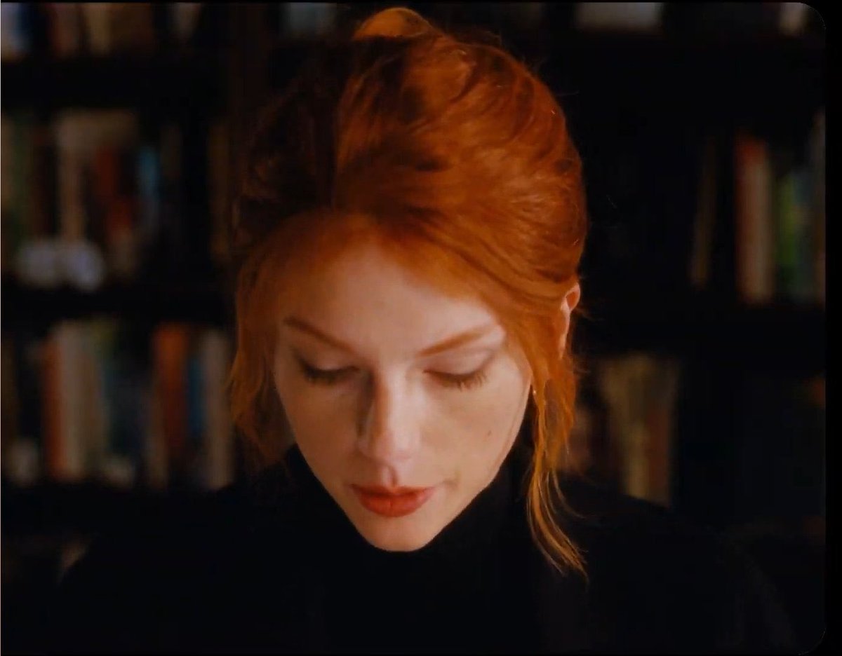 🎥 | Taylor Swift in the #AllTooWell Short Film