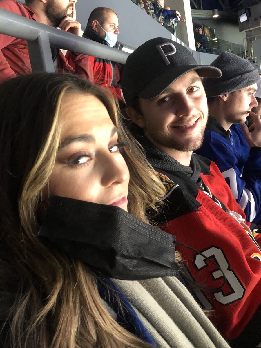 4KICKScoach's tweet photo. #leafsnation with the newly engaged couple!
Will have to work on his team of choice!!
Proud of you both❤️ https://t.co/8ixIvvDrQS