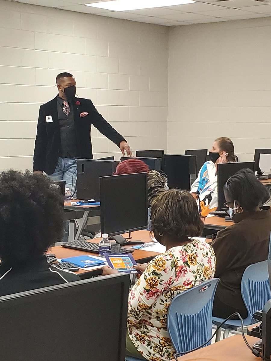 Selma High School Parent Engagement workshop was informative.  Thanks Mr. Ware for the beautiful door prize.