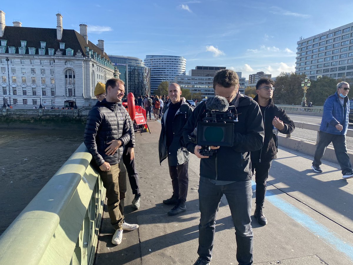 JonathanRoumie's tweet photo. So yeah…I might be in London…for now. 🇬🇧💂🏼‍♀️
Me and my crew.
Stay Tuned… #PeopleWillKnow 😉
•
•
•
#Jesus #Jonathan #London #Faith #Travel #SpecialProjects #MoreComingSoon #TouringtheWorldandElsewhere https://t.co/8shbyYgRhn