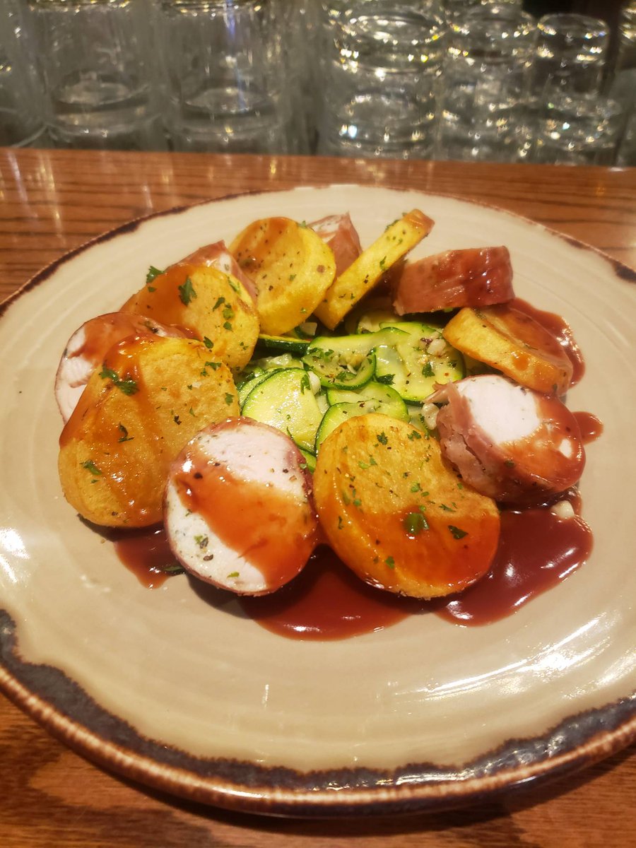 Kingsmen Ale House tweet media