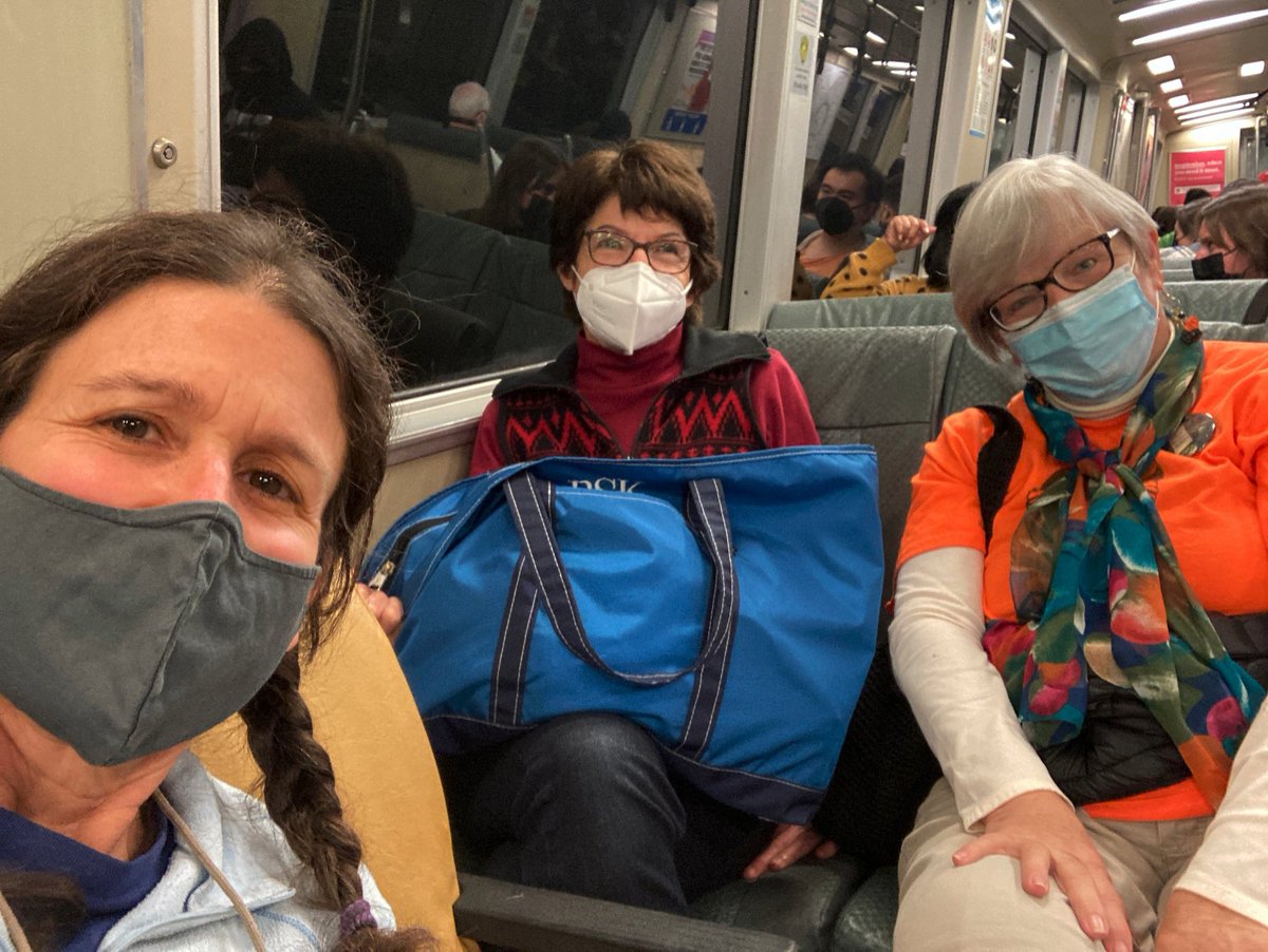 SacCitizenPower's tweet photo. Headed to #fightbackfridays for #FreedomToVoteAct at offices of @SenAlexPadilla @SenFeinstein #nixorfixthefilibuster #nomoreexcuses @SenSchumer @POTUS @VP @IndivisibleEB @IndivisibleSF @DFADCoalition https://t.co/4F4DauxyvG