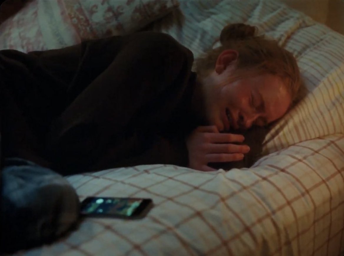 vampireswft's tweet photo. appreciation tweet for sadie sink and dylan o’brien because their acting was absolutely incredible holy shit #AllTooWellTheShortFilm https://t.co/THdS0svDpv