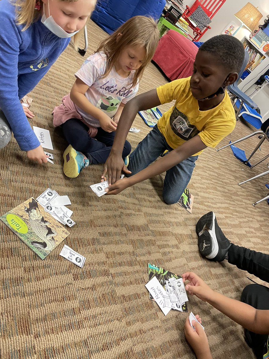 srscottLES's tweet photo. After reading 3 different non-fiction books, 2nd graders enjoyed playing  spend a buck. We found out which book was most popular and why.  #kagen #readingmatters #thisisleaphart @LeaphartElem @KaganOnline https://t.co/3eoKXWWIsp