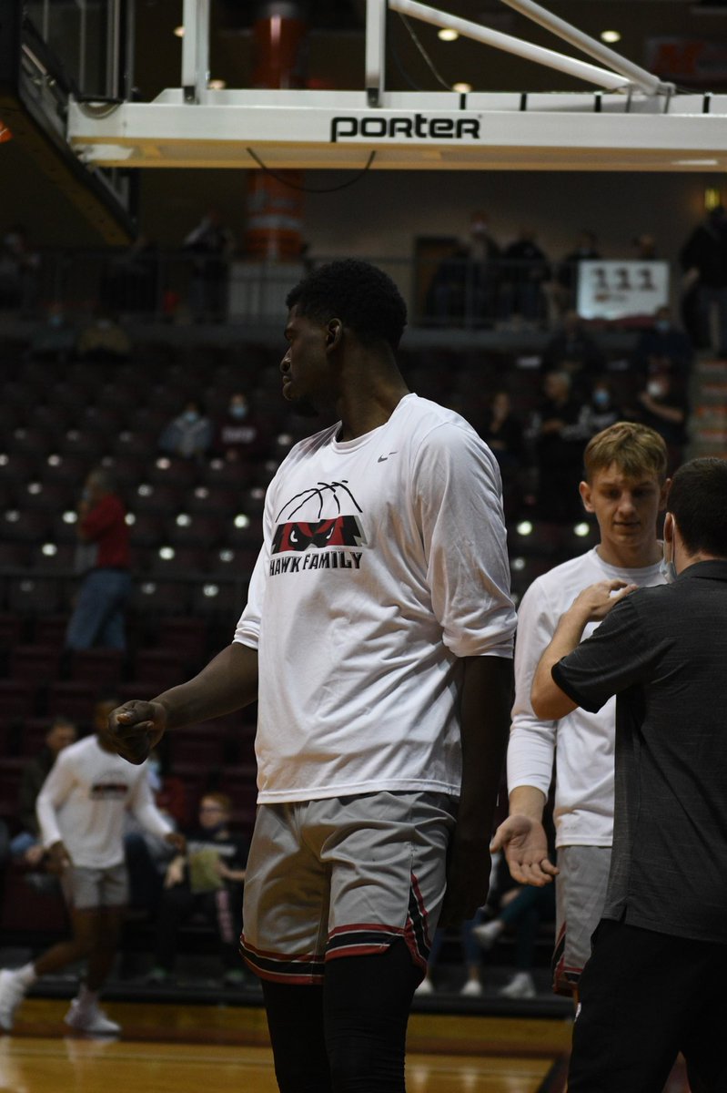 IUP_MBB's tweet photo. Pre-Game VIBES! 😎

Can you tell that we are excited?! https://t.co/HI8n8Z5Xwo