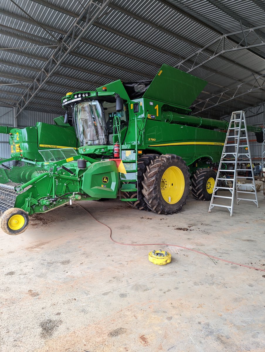 Broden holland tweet media