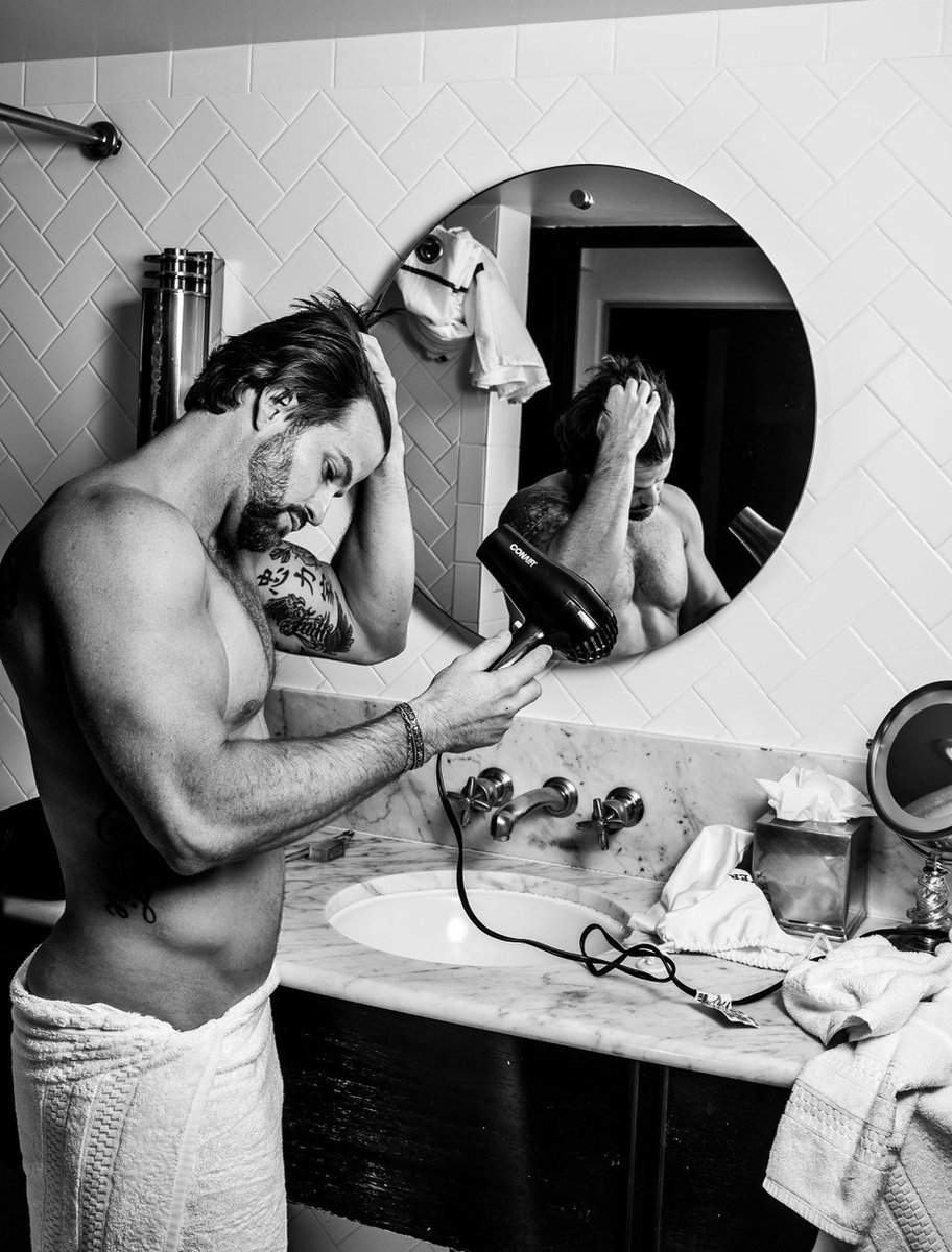 Slideshow johnny bananas sextape.