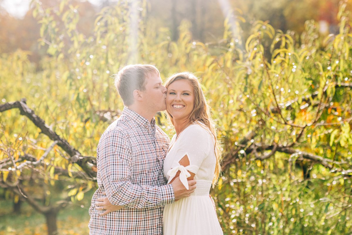 k_sut918's tweet photo. Just got all our photos and I’m OBSESSED with my future husband 
😍🤤😮‍💨 #323days @tgoody50 https://t.co/4BJx9BYldq