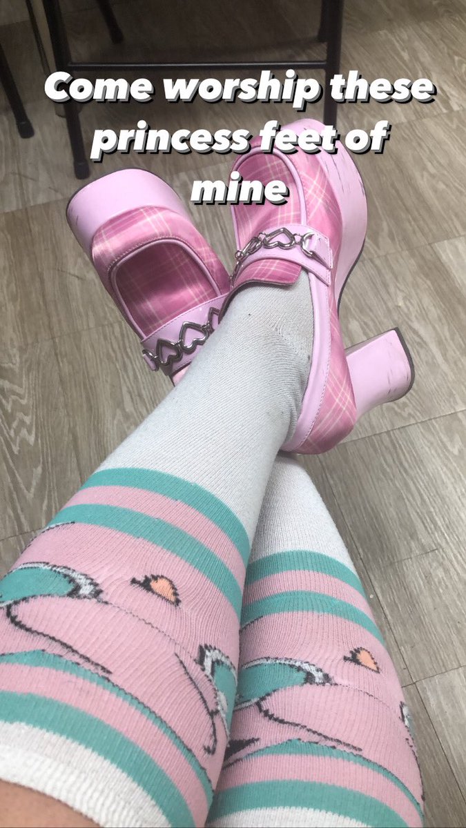 LadyCarmenXXX's tweet photo. Ever been stomped on by these Barbie shoes by a Dom decked out in pink? No? Then let’s make it happen tonight or very soon! @TheDenAZ  Call 2 Book! #BarbieVibes #PrettyinPink #stomping #footfetish #femdom #switch #shoefetish #pink https://t.co/mQ2iJ6qsYx