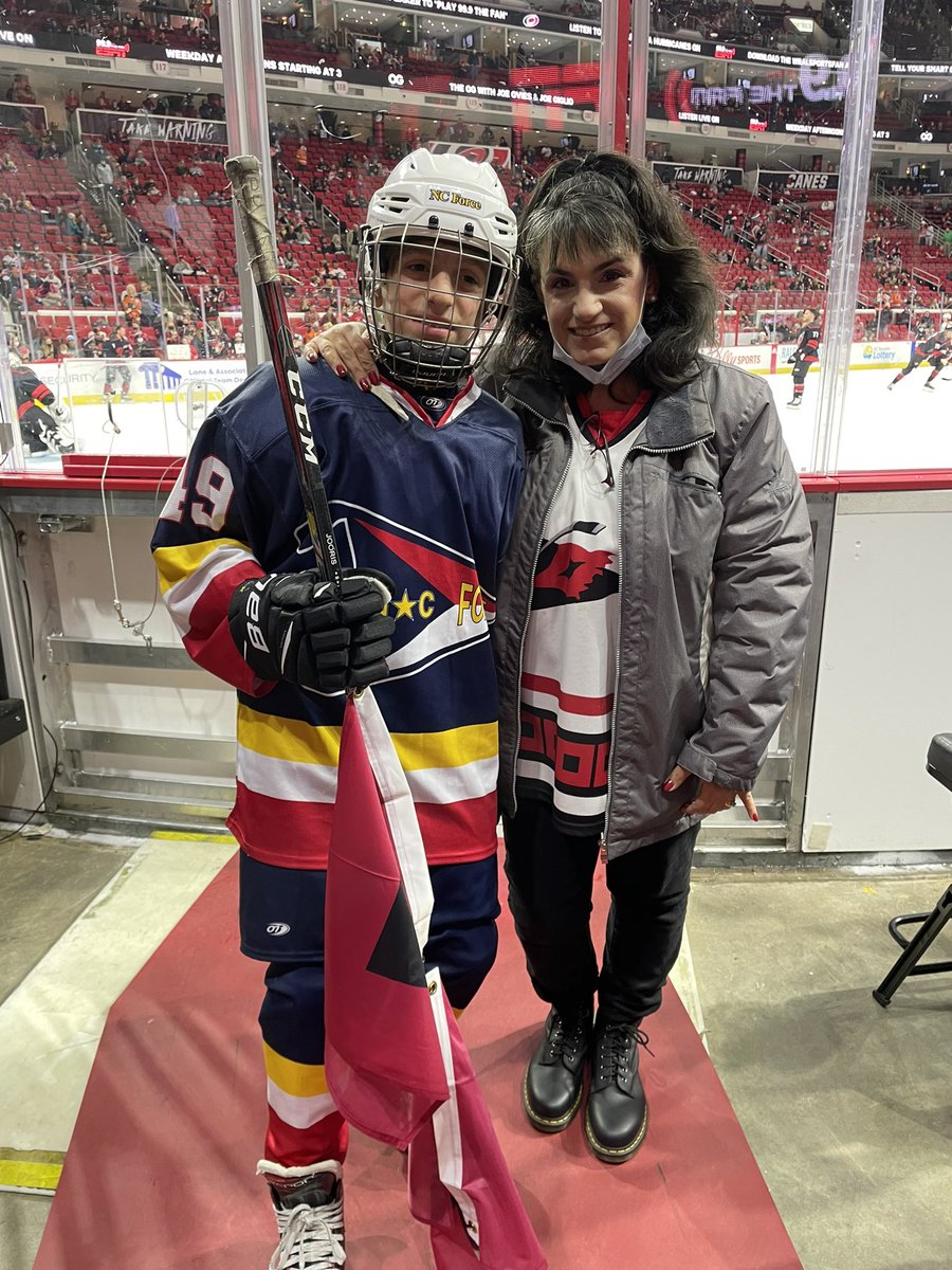 Christina Reynolds tweet media