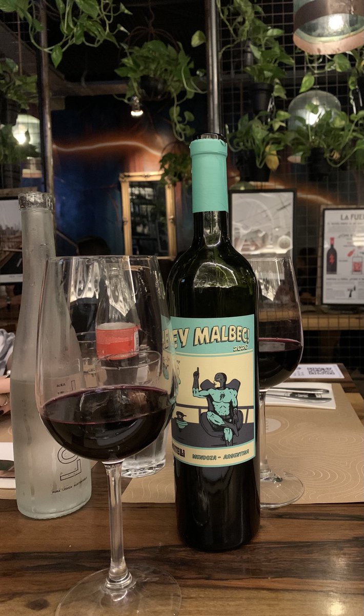 mariesolamente's tweet photo. #HeyMalbec te extrañe. https://t.co/i4db8LGUF0