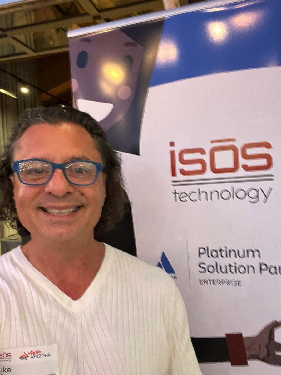 InnovateAndDo's tweet image. Take 2 (and attaching the selfie):  A real-live in-person event.  Haha!  #AgileAZ  The kids don&apos;t even know what these are. Sponsored by #isos