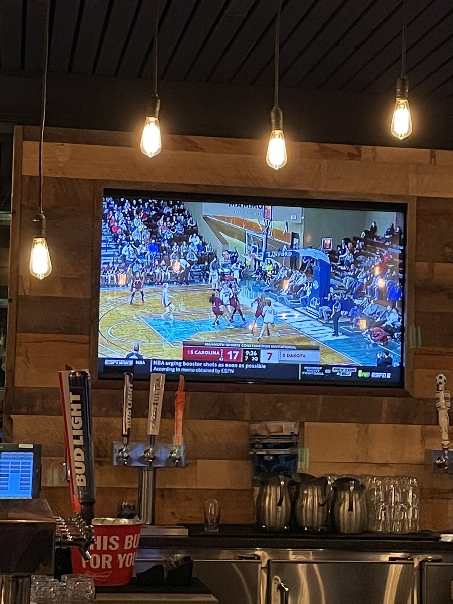 bree_bartlett's tweet photo. In KC for ⚽️and 🏀Getting a bite to eat &amp; see @larkins_grace and @SDCoyotesWBB on tv @ dinner!! #Ramily #Yotes #SepPride https://t.co/PK5VbJaX70